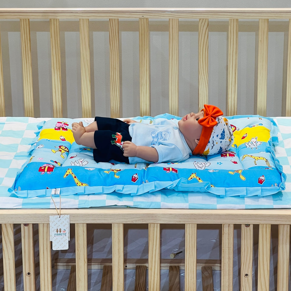 Fareto New Born Baby Premium Quality Mattress with Net | Sleeping Bag | Carry Bed (0-4 Months)(Blue Ziraf)