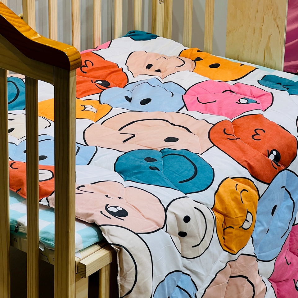 Fareto Baby & Kids Reversible Super Soft Blanket Comforter  (Size:136CM*118CM)(0-8 Years)(Smiley Comforter )